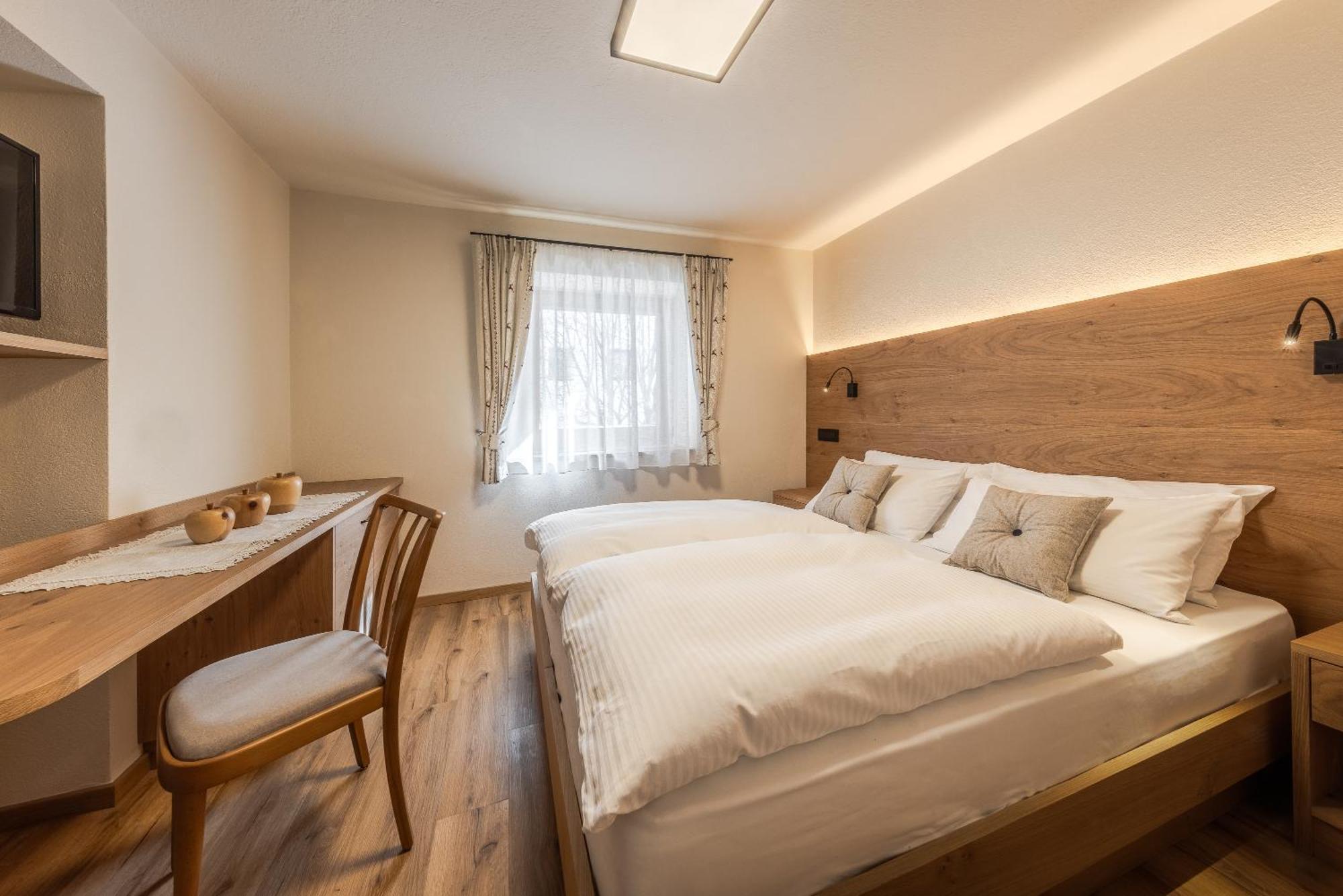 كورفارا إنْ بادِيا Villa Resi B&B المظهر الخارجي الصورة