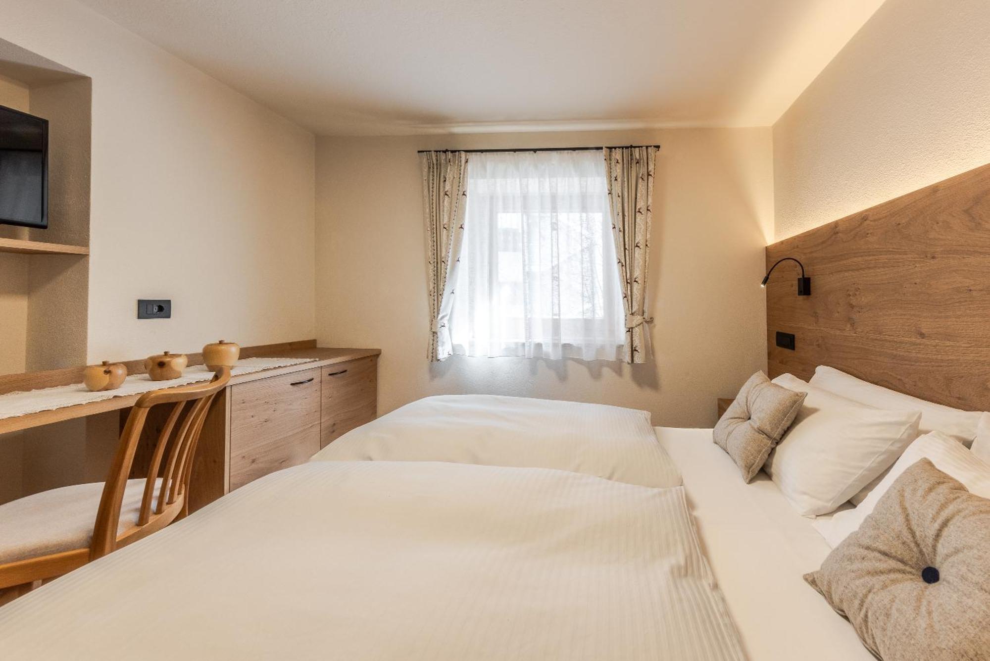 كورفارا إنْ بادِيا Villa Resi B&B المظهر الخارجي الصورة