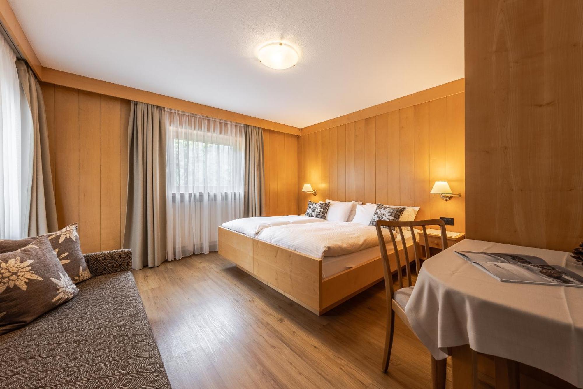 كورفارا إنْ بادِيا Villa Resi B&B المظهر الخارجي الصورة